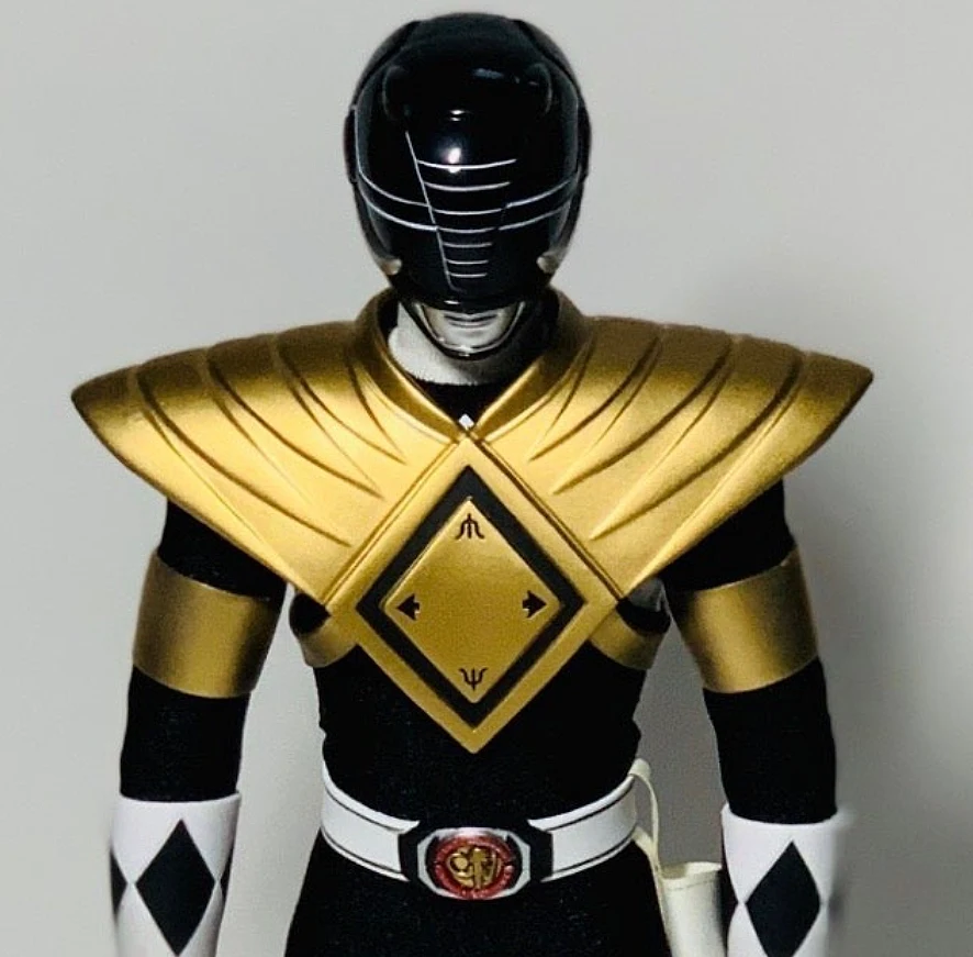 Golden Black Hero (Armored Black Ranger)