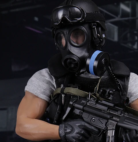 Hong Kong Police Special Duties Unit (SDU) assault team member (nicknamed "Flying Tigers" / 飛虎隊)