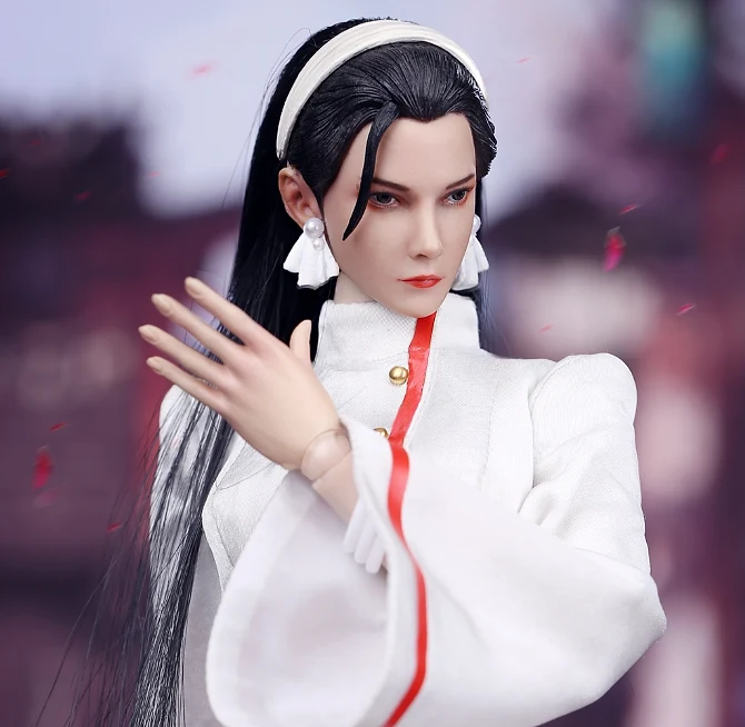 Chizuru Kagura (KOF 97)