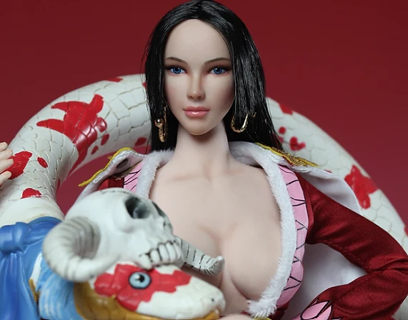 Snake Ji (Boa Hancock, Costume Version)