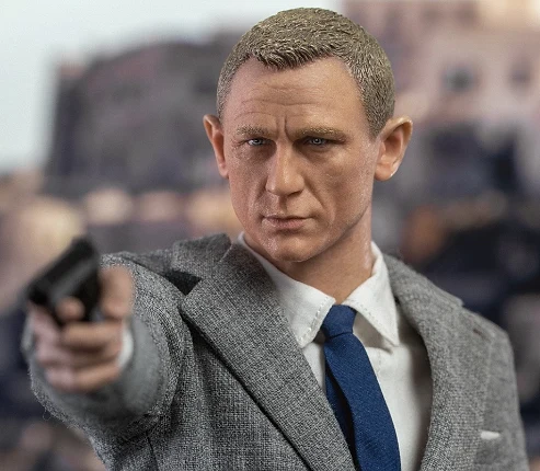 No Time To Die (James Bond, Grey Suit)