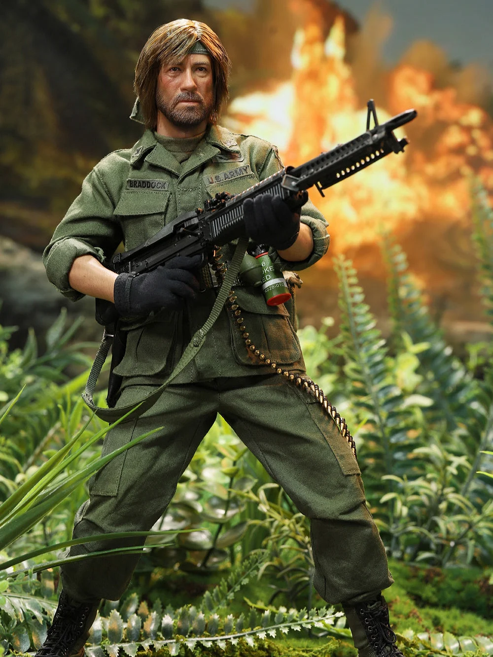 Colonel James Braddock (Chuck Norris)