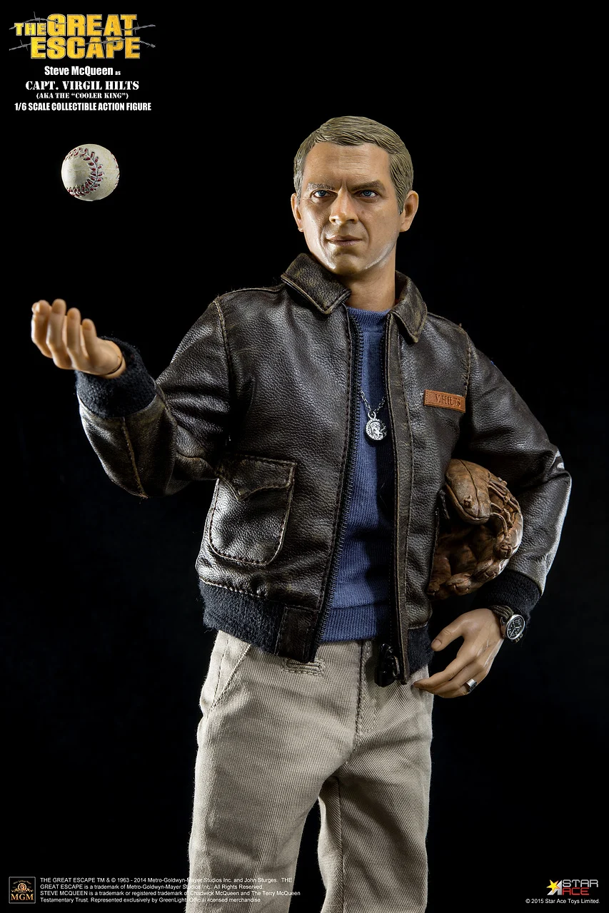 Capt. Virgil Hilts (Steve McQueen)