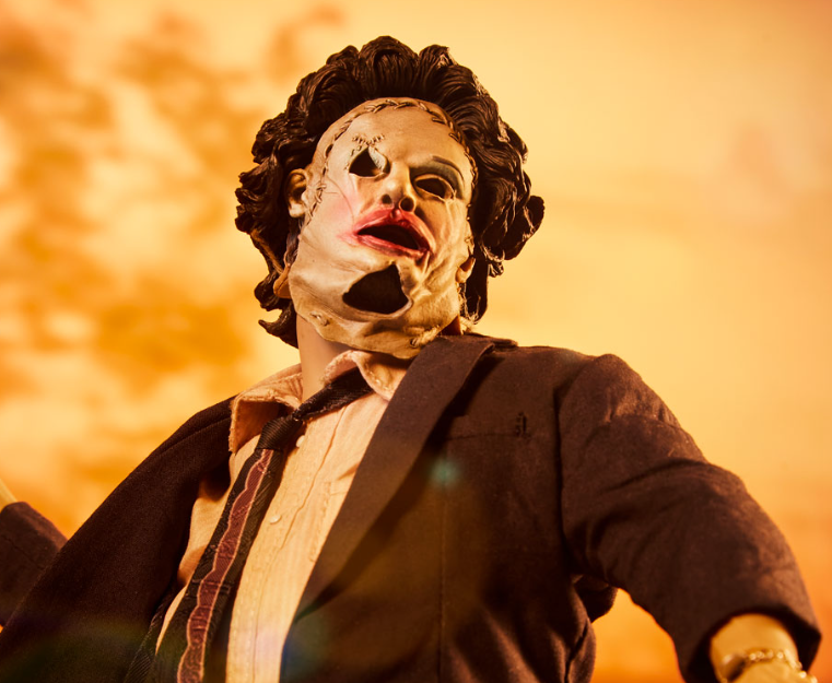 Leatherface Sixth Scale Figure by Sideshow Collectibles