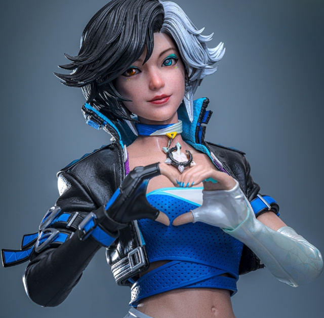 Luna Snow