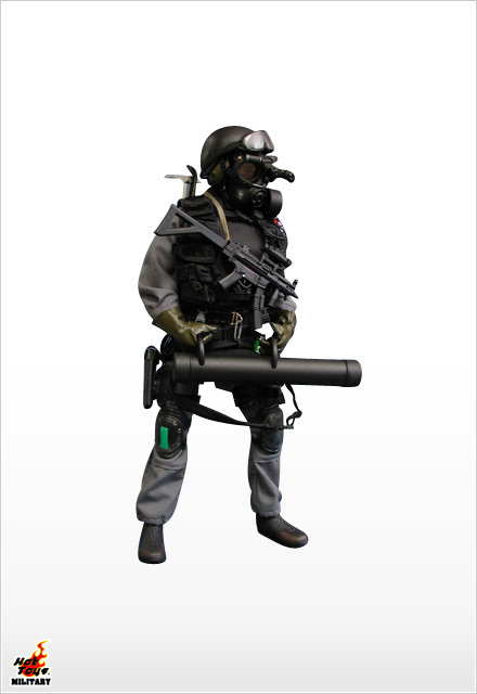 SDU 2.0 Breacher with Tactical Suit