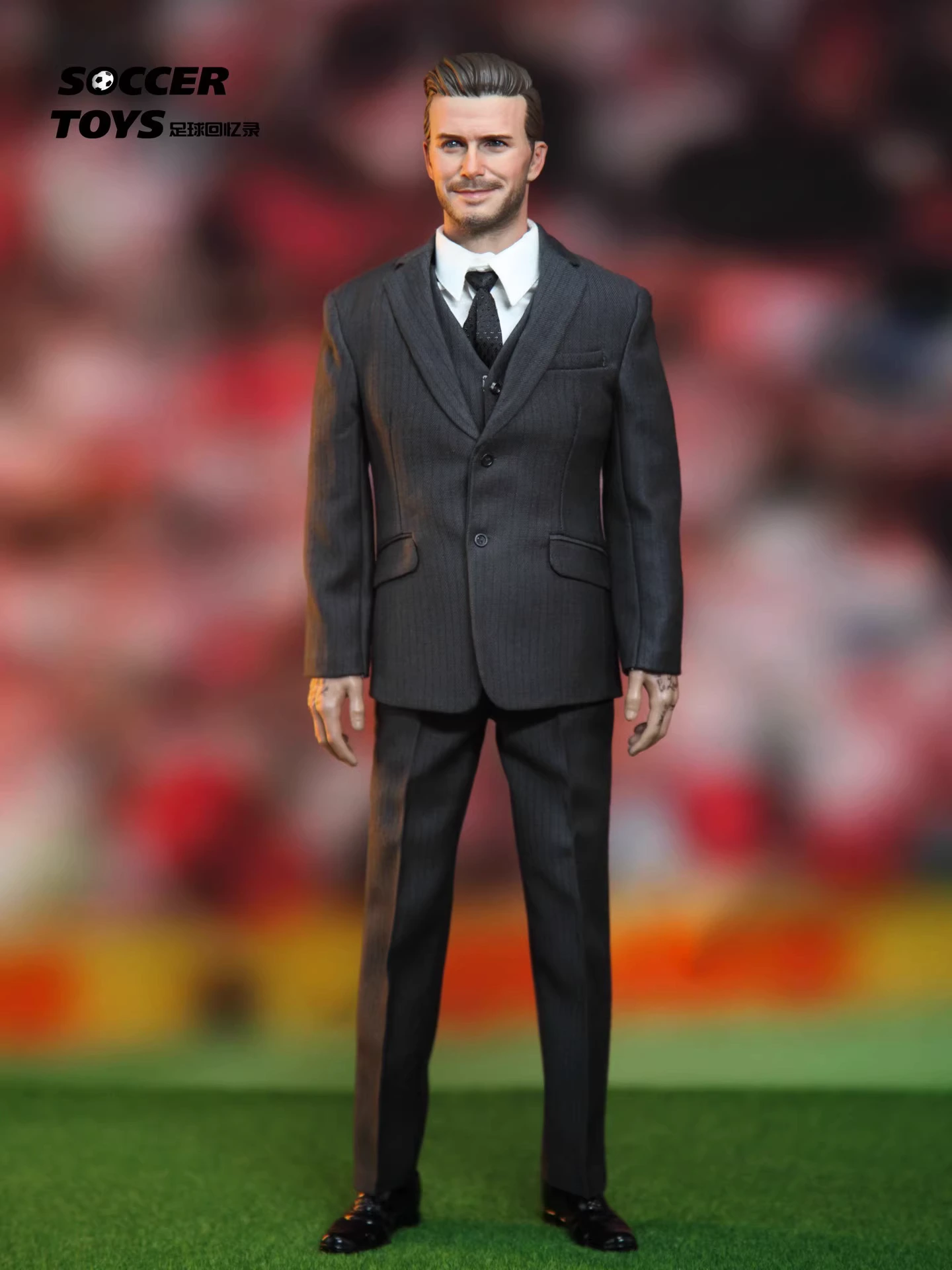 David Beckham (Suit)