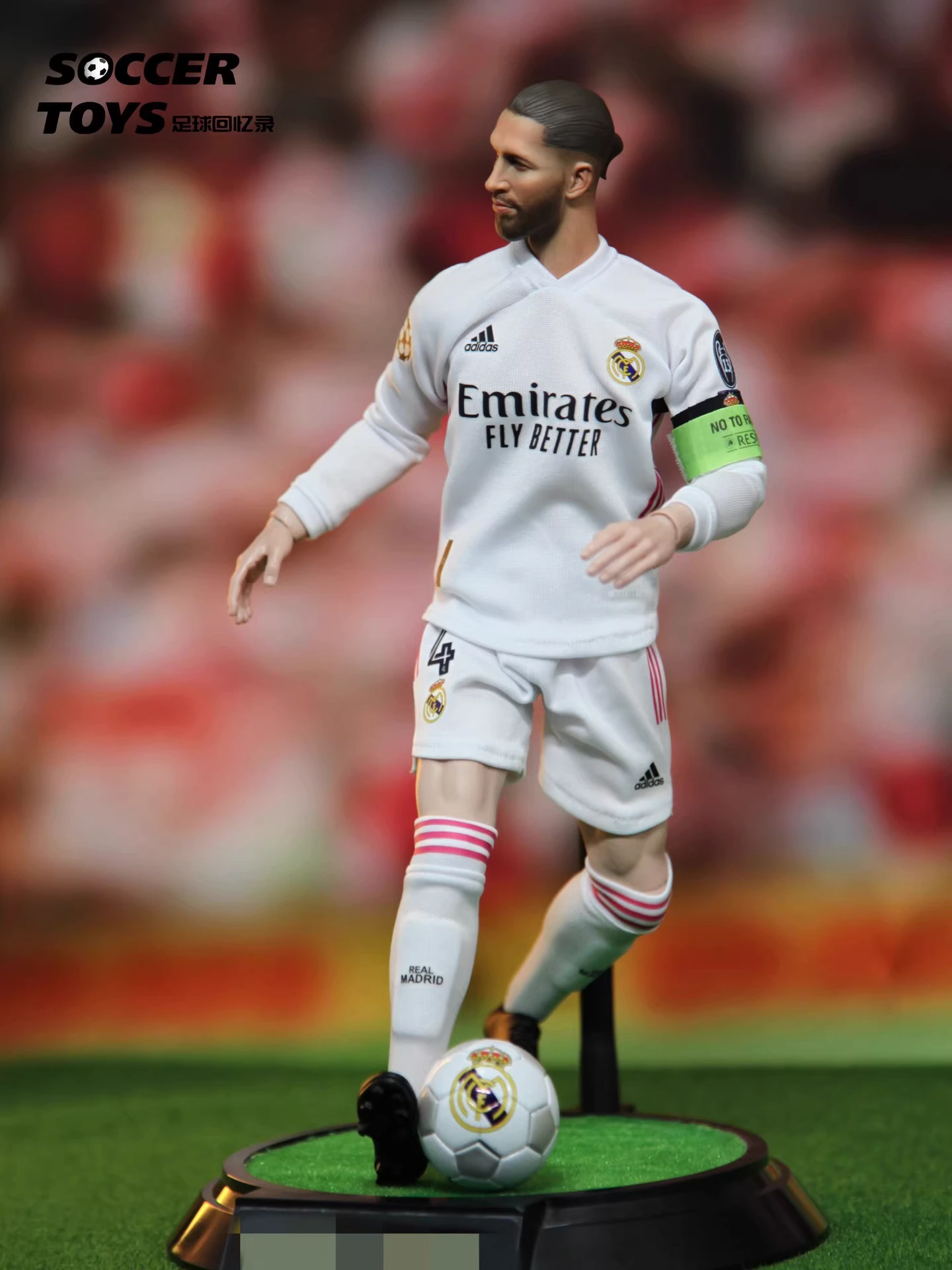 Sergio Ramos (Real Madrid, 2020-21 Pink Trim)